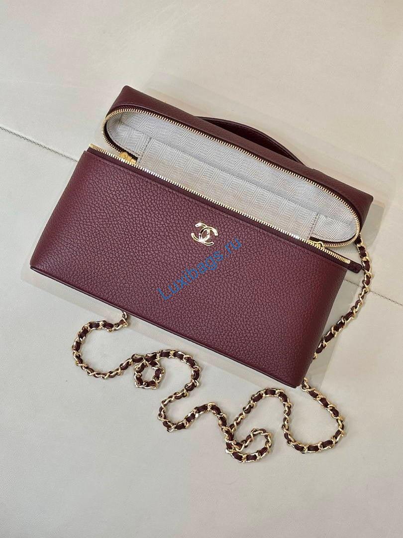 chanel large vanity with chain ap5347 wine red 4 Chanel Large Vanity with chain AP5347 Wine Red | large vanity with chain ap5347 wine red 05