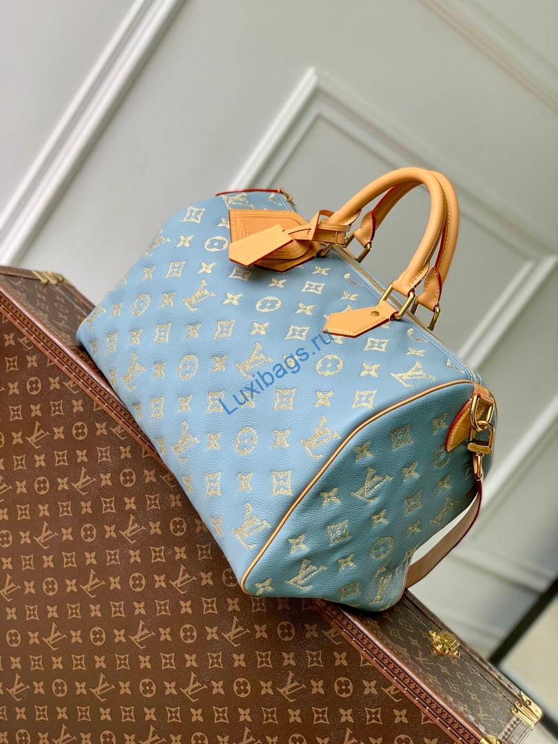 louis vuitton lv m28079 speedy p9 bandoulière 40 bag monogram leather sky blue 6 Louis Vuitton LV M28079 Speedy P9 Bandoulière 40 Bag Monogram Leather sky Blue | lv m28079 speedy p9 bandouliere 40 bag monogram leather sky blue 07