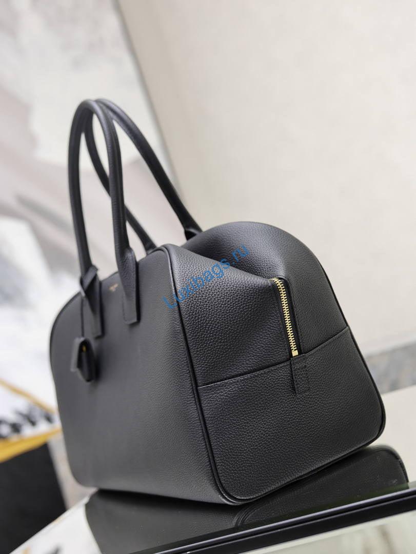saint laurent ysl sac de jour boston large nero 851687 black 4 Saint Laurent YSL Sac De Jour Boston Large Nero 851687 Black | sac de jour boston in grained leather 851687 14