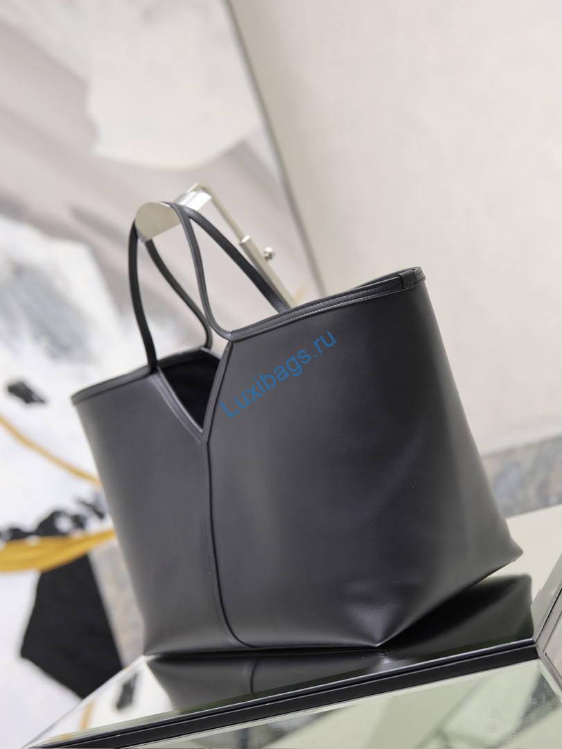 saint laurent ysl 869462 y leather tote black 5 Saint Laurent YSL 869462 Y Leather Tote Black | saint laurent ysl 869462 y leather tote 193
