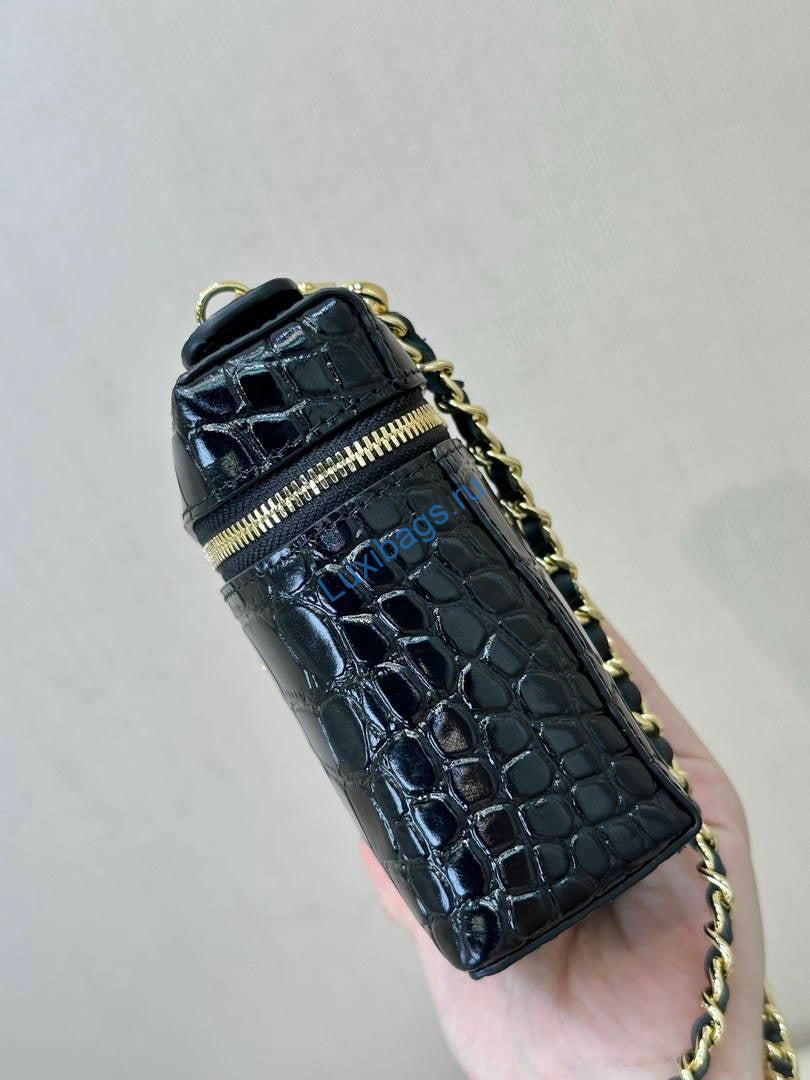 chanel small vanity with chain ap5346 crocodile embossed calfskin black 4 Chanel Small Vanity with chain AP5346 Crocodile Embossed Calfskin Black | small vanity with chain ap5346 crocodile embossed calfskin black 14