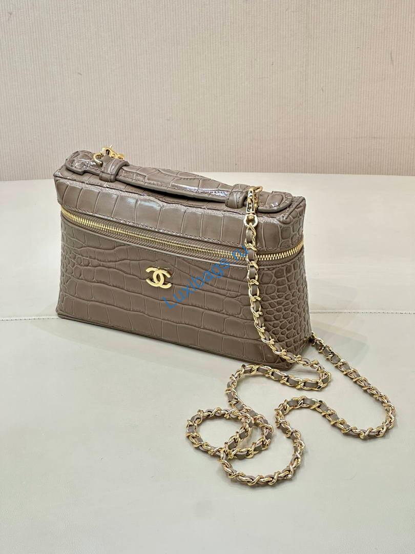 chanel small vanity with chain ap5346 crocodile embossed calfskin gray brown 5 Chanel Small Vanity with chain AP5346 Crocodile Embossed Calfskin Gray Brown | small vanity with chain ap5346 crocodile embossed calfskin gray brown 06